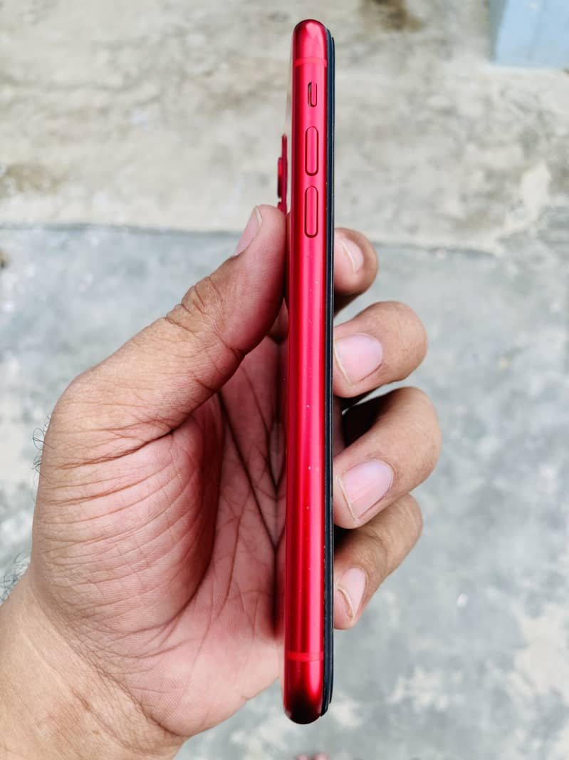 Apple iPhone 11 9