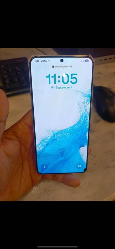 Samsung Mobile S22 Plus