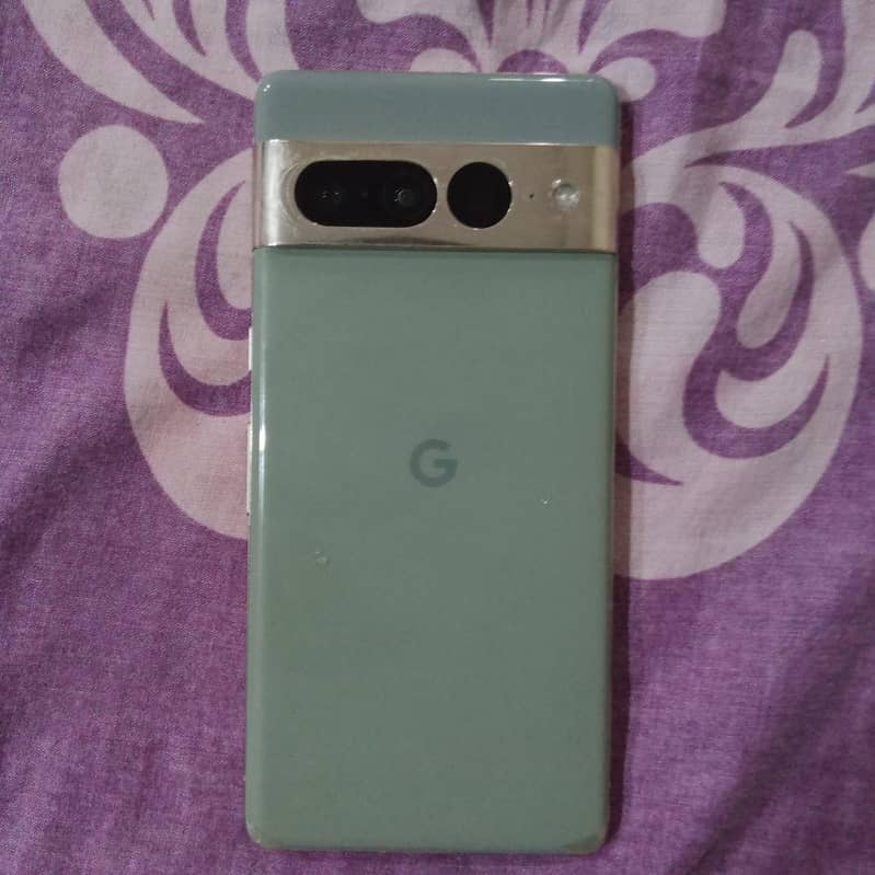 Google pixel 7 PRO 0
