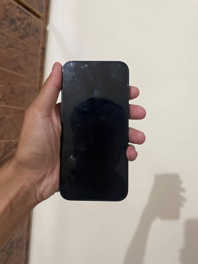 Apple iPhone 14 3