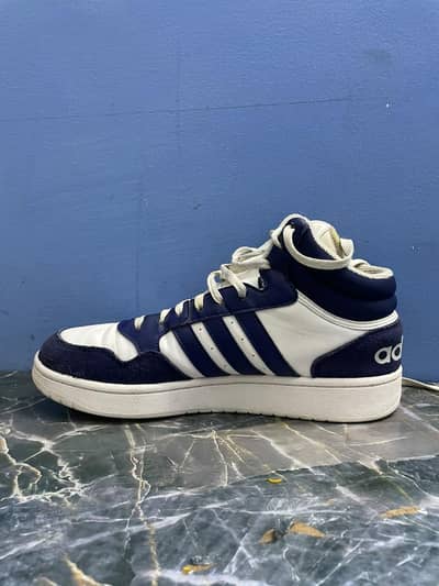 Adidas Hoops 3 Mid