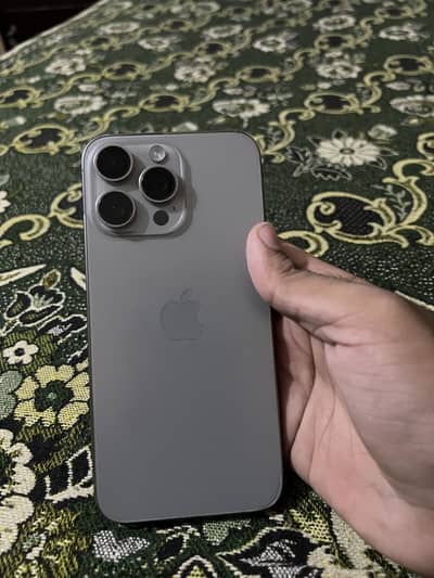 Apple iPhone 15 Pro Max