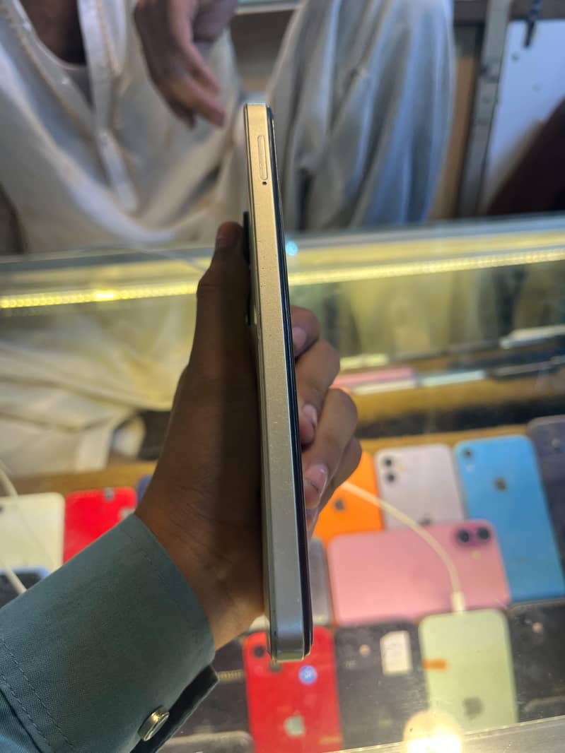 Tecno Spark Go 1
