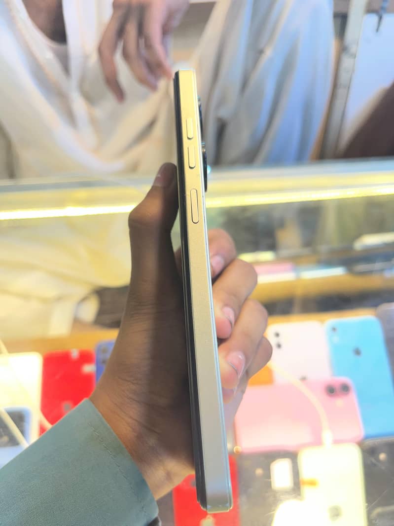 Tecno Spark Go 2