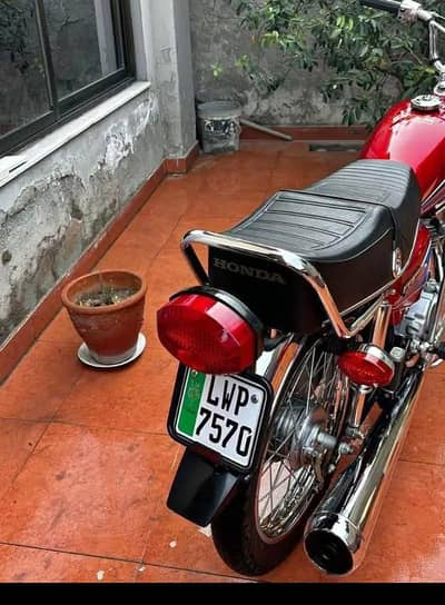 call WhatsApp 03291036893 /Honda 125 CG urgent for sale