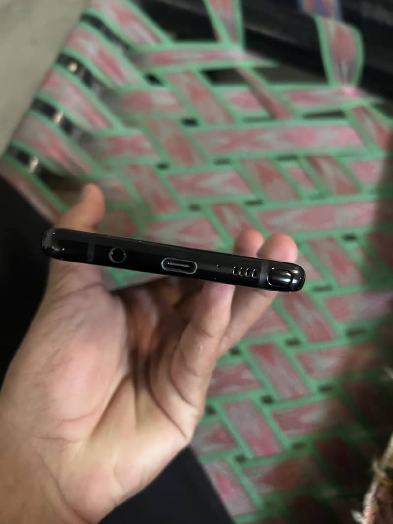 Samsung Mobile Note 8 4