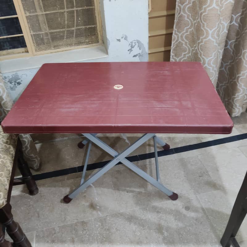 2 Plastic Table New condition 1
