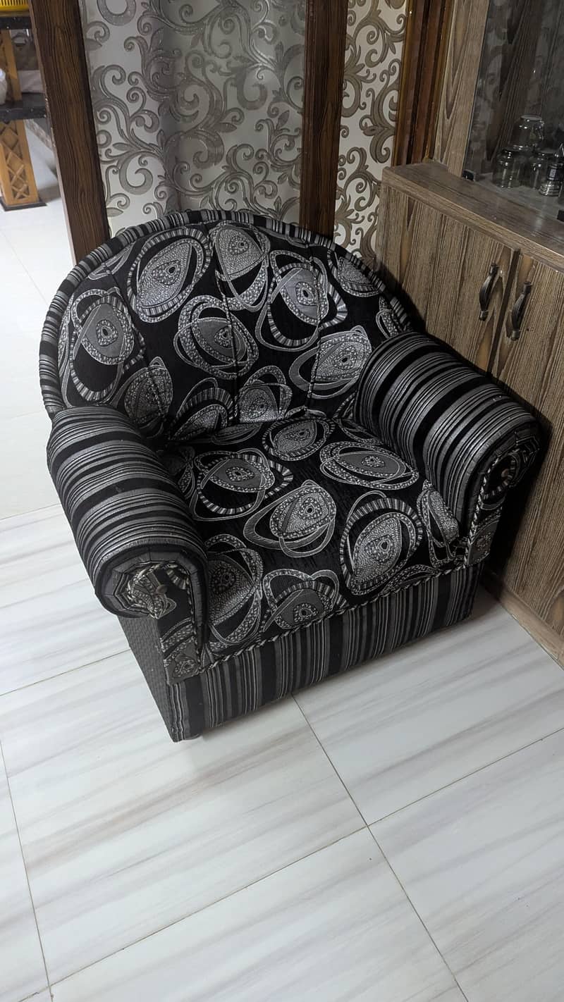 3 seater sofa along with 2 separate single sofas 2