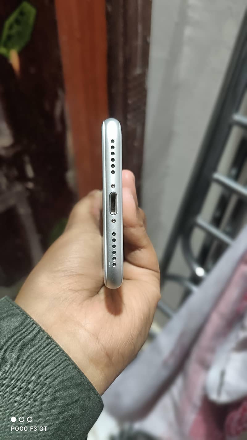 Apple iPhone 8 256gb 4