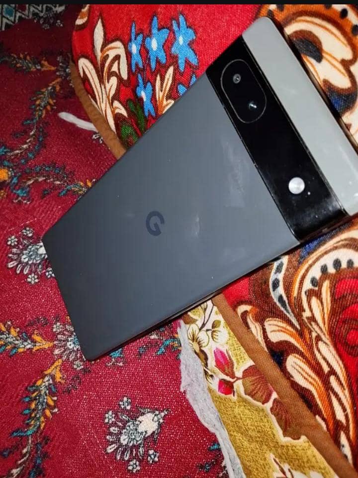Google Pixel 6a 1