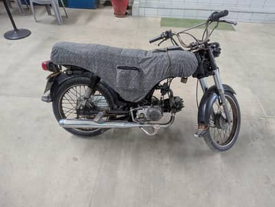 unique 2016 model all ok seeld engine ok condition