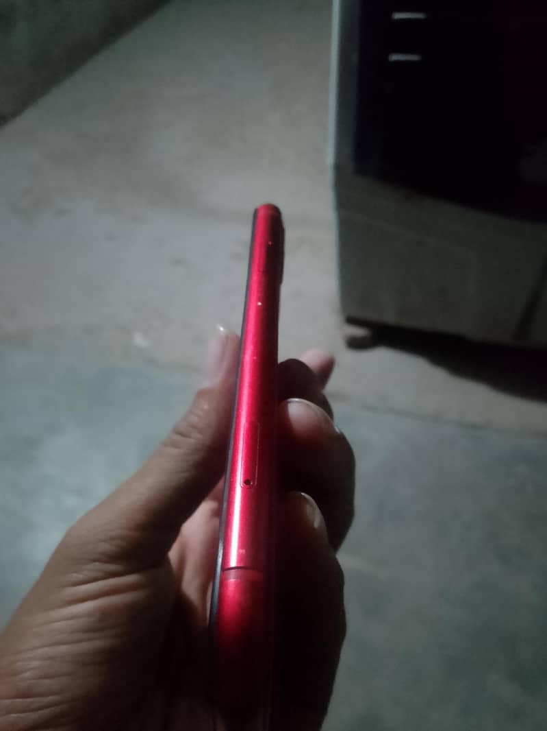 Apple iPhone 11 3