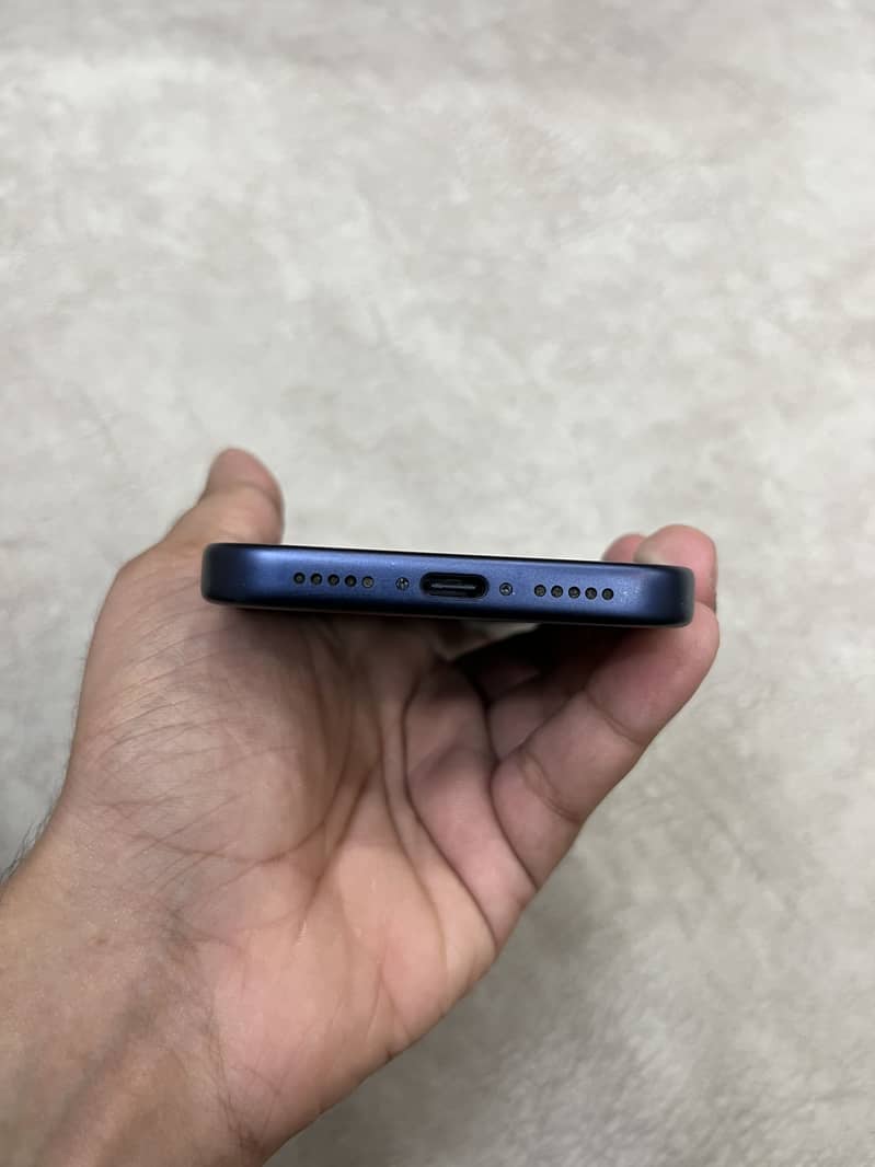 Apple iPhone 17 Pro 4