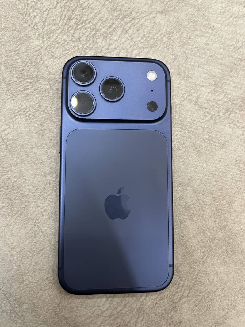 Apple iPhone 17 Pro 6