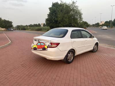 Honda city 2005 call on 0/3/2/2/8/0/8/7/7/6/3