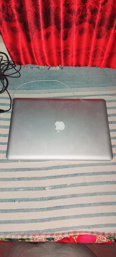 apple Macbook Pro