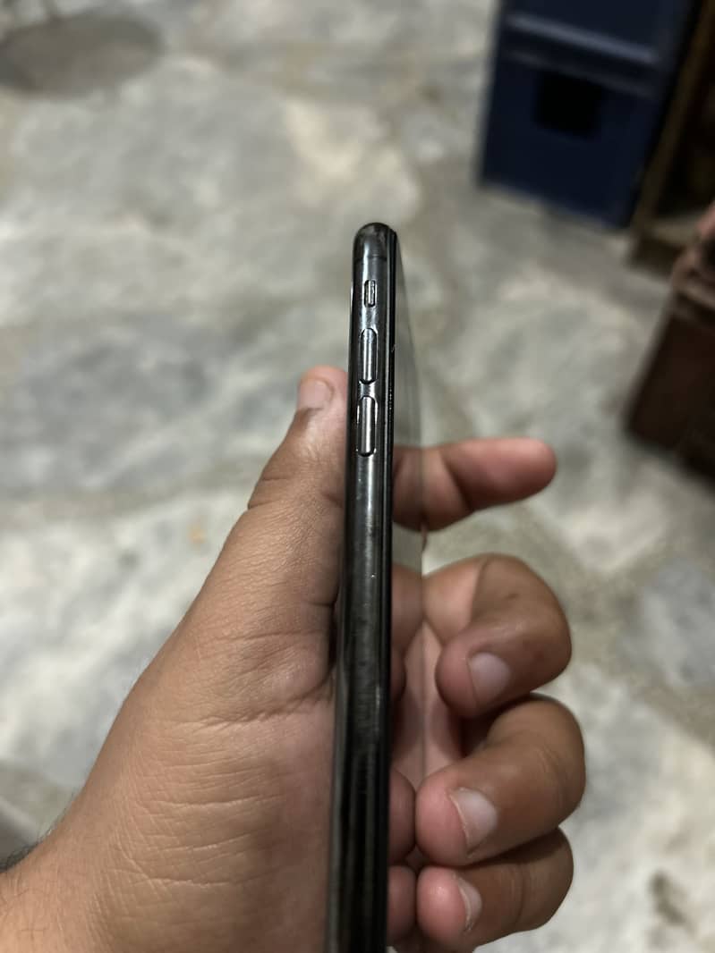Apple iPhone XS 2