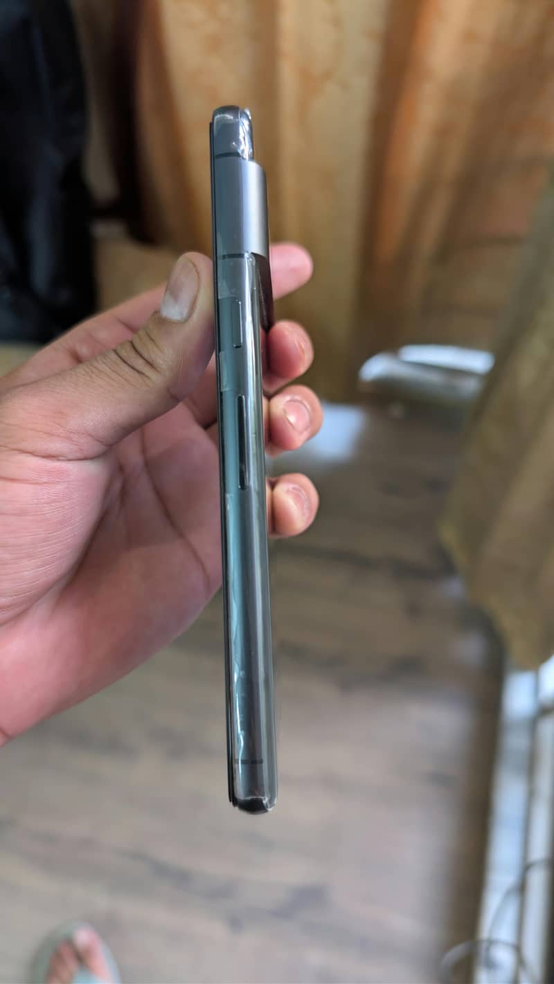 Google Pixel 7 3