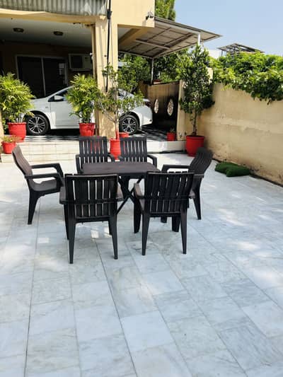  USED OUTDOOR FURNITURE SET — ONLY Rs. 7,999! 