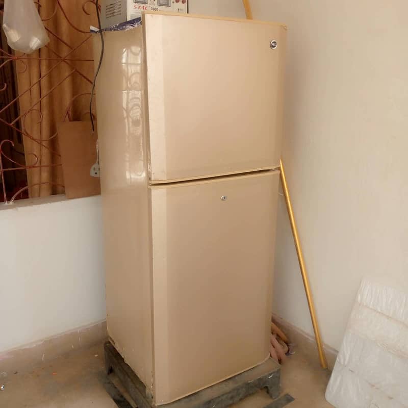 refrigerator 1