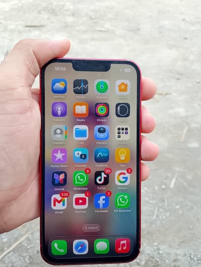 Apple iPhone 13