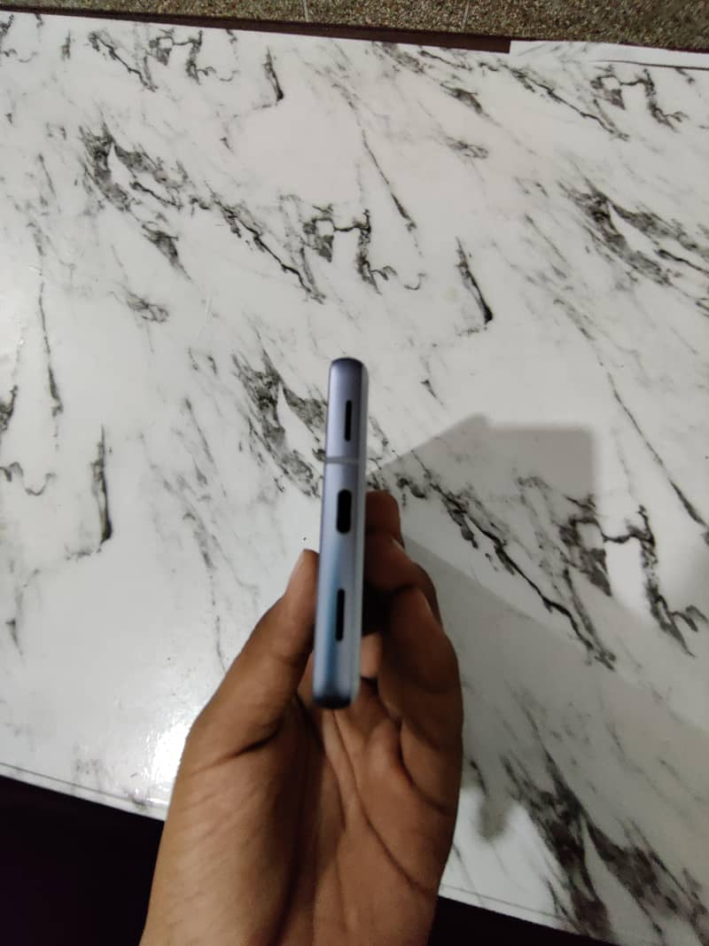 Google Pixel 7a 5