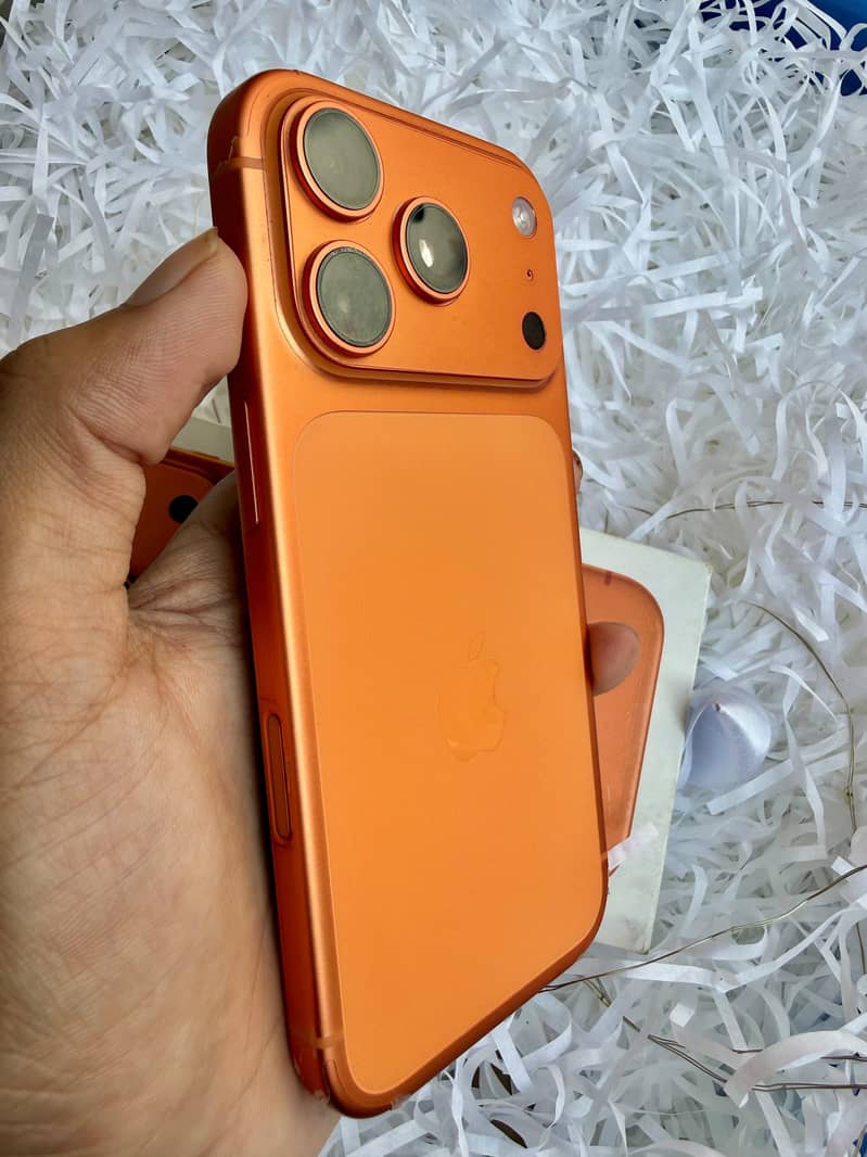 Apple iPhone 17 Pro 1