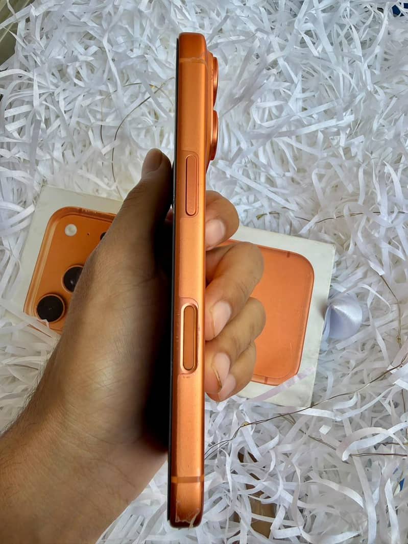 Apple iPhone 17 Pro 2