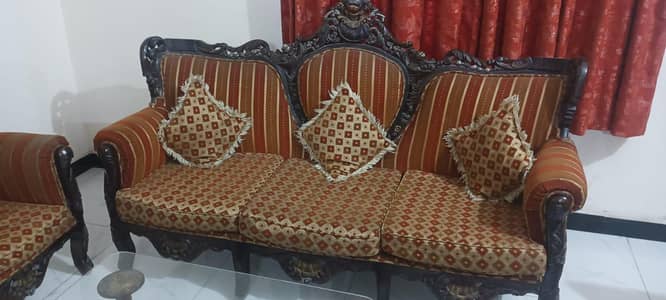 5 seater Sofa set with 2 side table and 1 center table