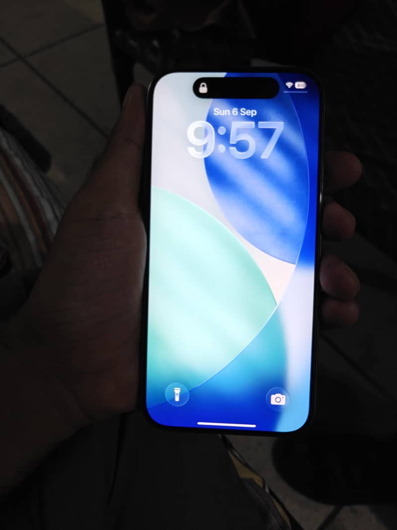 Apple iPhone 15 Pro 1