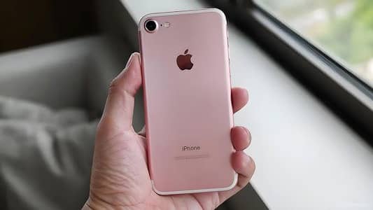 Apple iPhone 7 128GB full box Whatsapp no 03479161720
