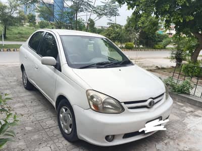 Toyota Platz