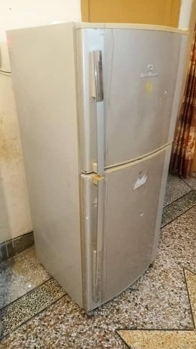 Dawlance fridge midiam saiz