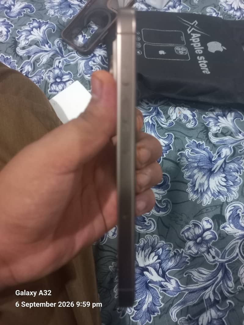 Apple iPhone 16 Pro! 7