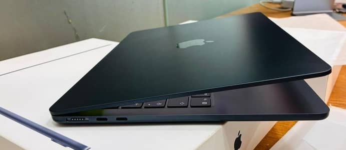 Mac Book Air M5