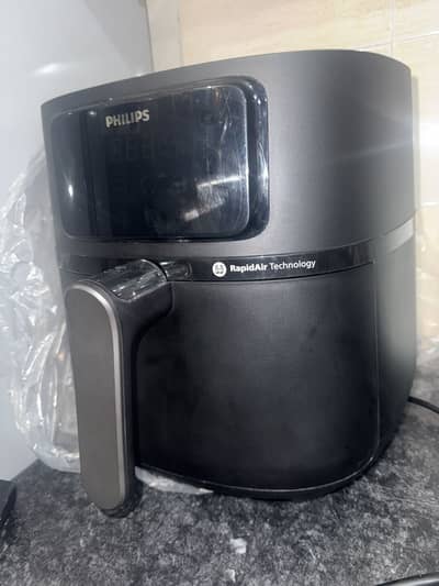 Philips Hd9285 7.2L air fryer brand new box pack with 2 years warranty