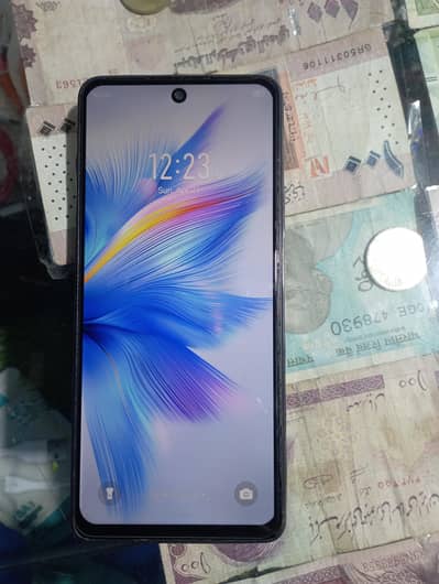 Infinix Note 30