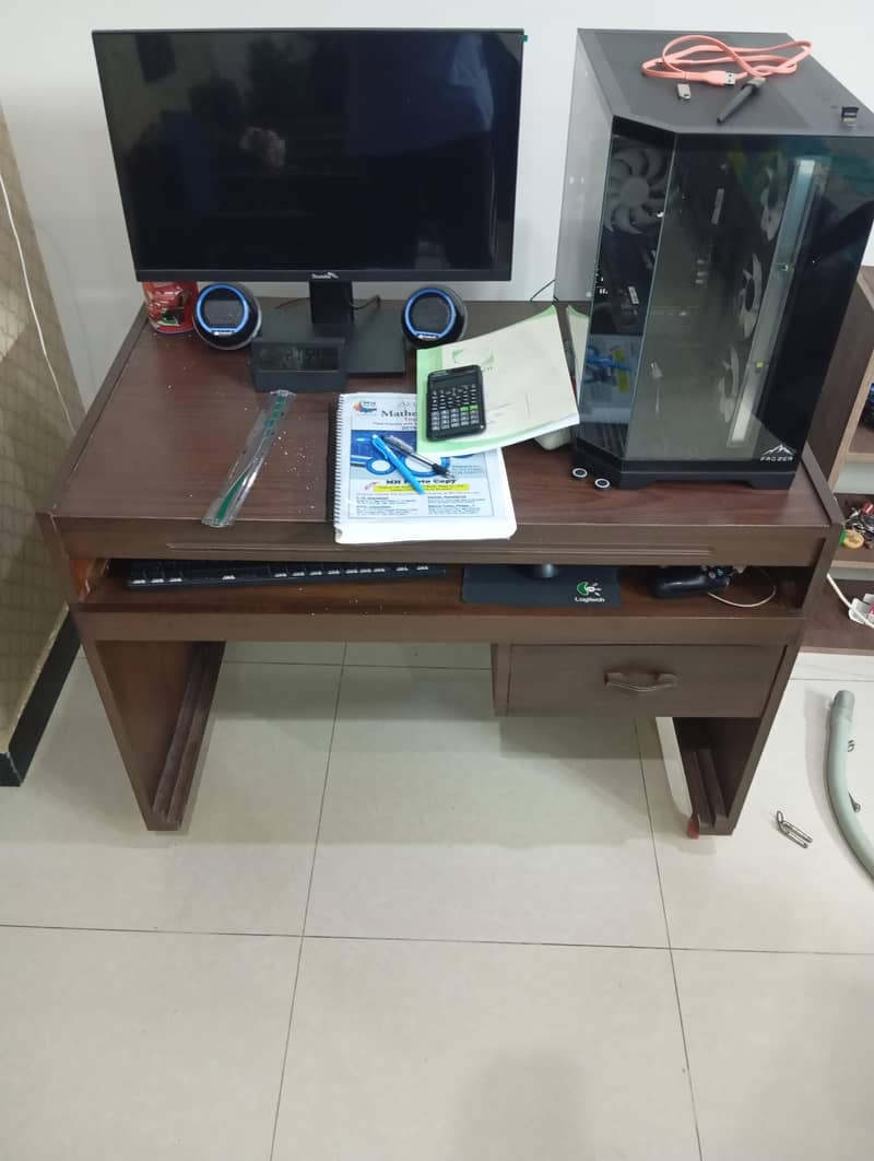 Computer Table 2