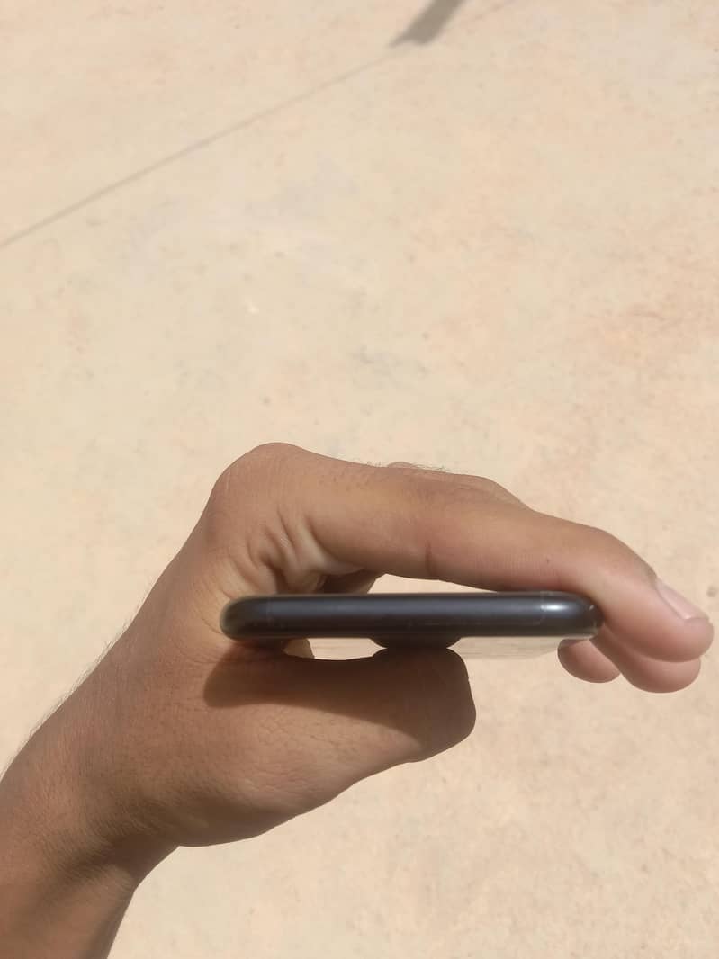 Apple iPhone SE 3