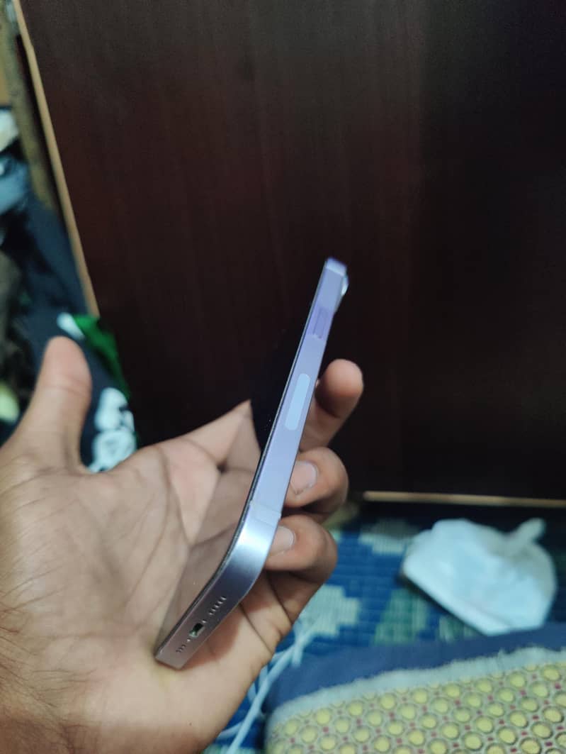 Apple iPhone 14 1