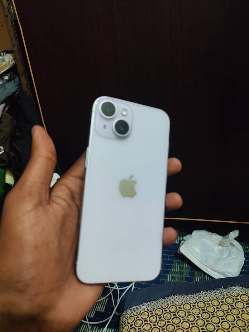 Apple iPhone 14 2