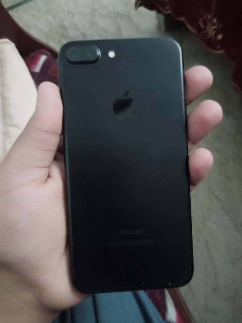 Apple iPhone 7 Plus 0