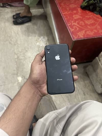 Apple iPhone XR
