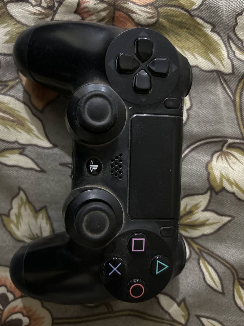 PS4 ORIGINAL CONTROLLER FROM USA 0