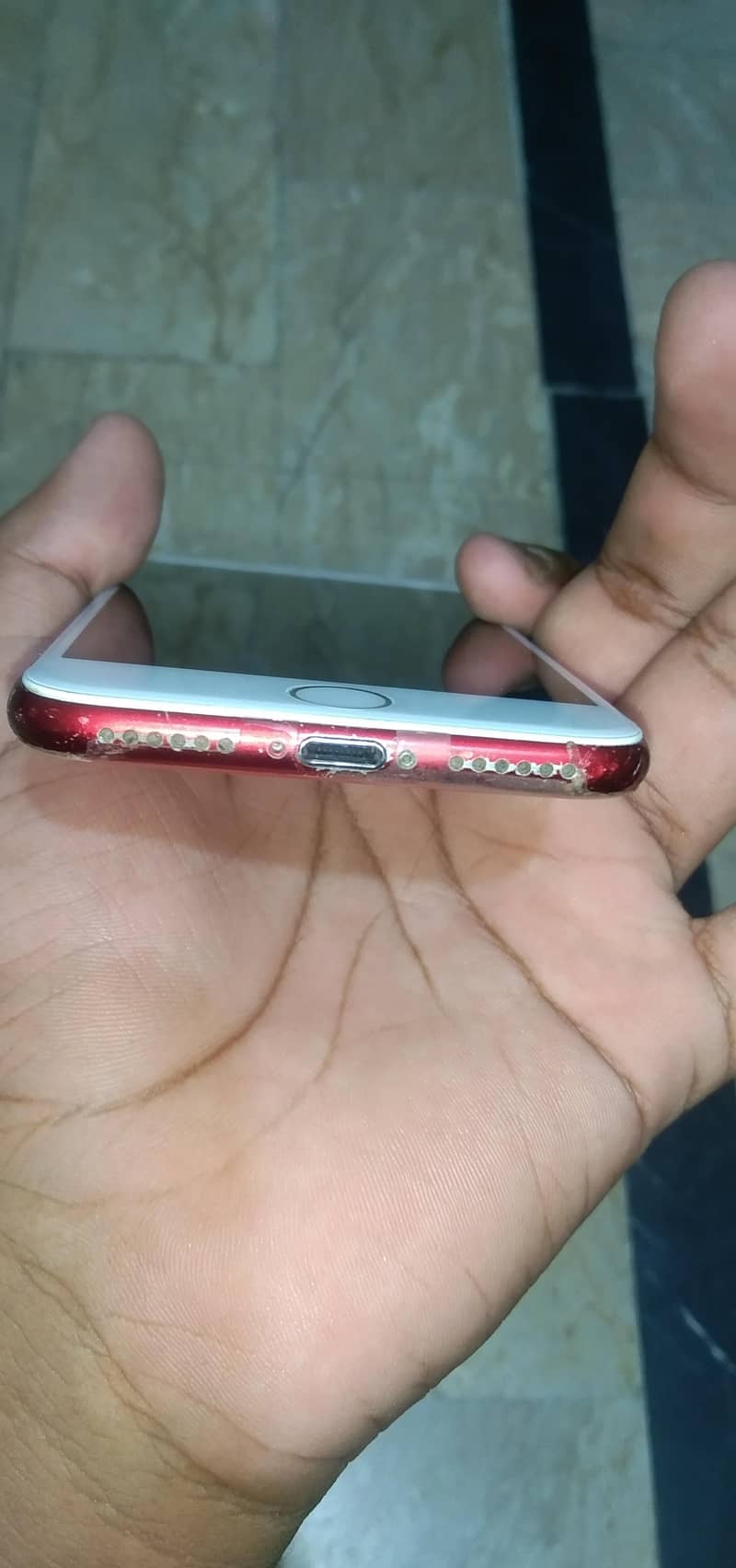 Apple iPhone 7 1