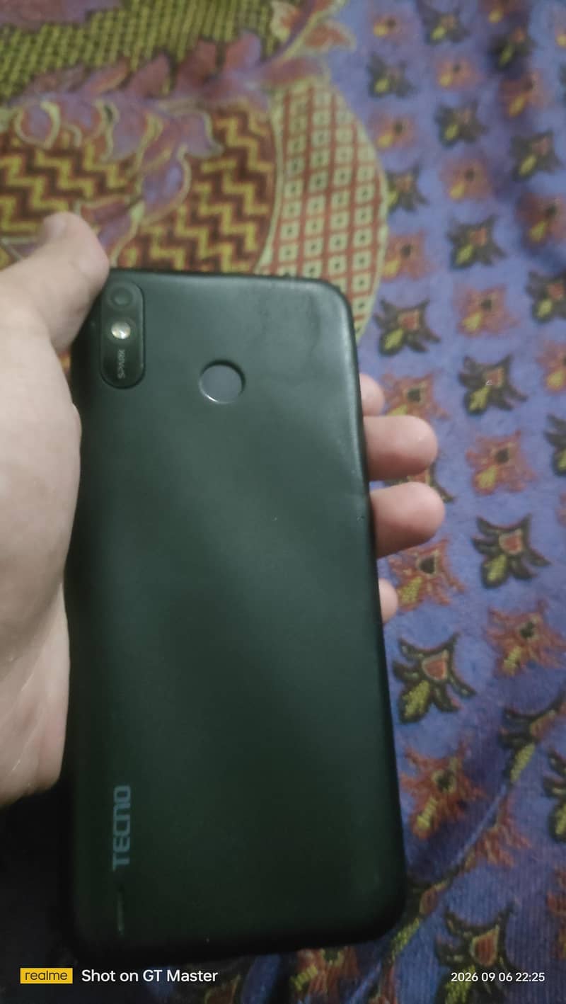 tecno spark 4 0