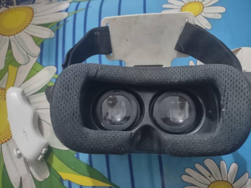 VR BOX 1
