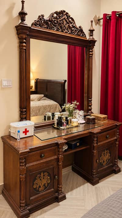 Dressing Table