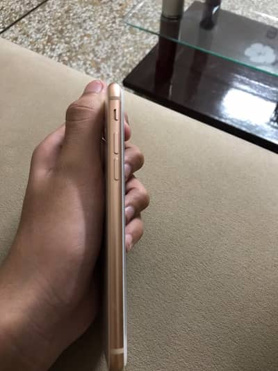 Apple iPhone 8