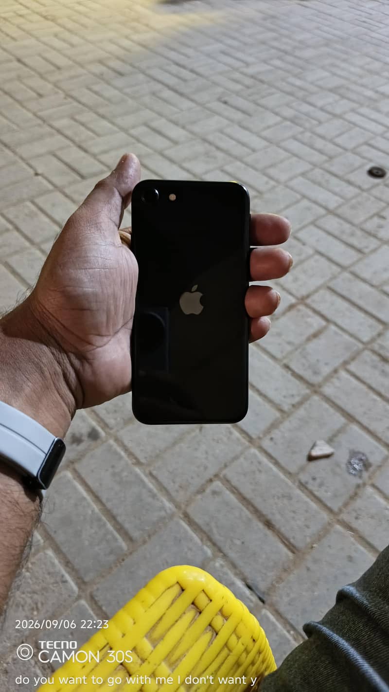 Apple iPhone SE 0